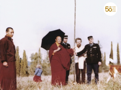 1975_01_21_Karmapa_XVI_cote de Jor 50 ans de Dhagpo Kagyu Ling